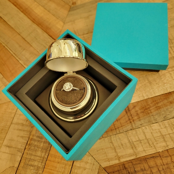 💍Pristine💍 Birks 1879 Halo Diamond Engagement Ring 1.07C - Picture 2 of 4